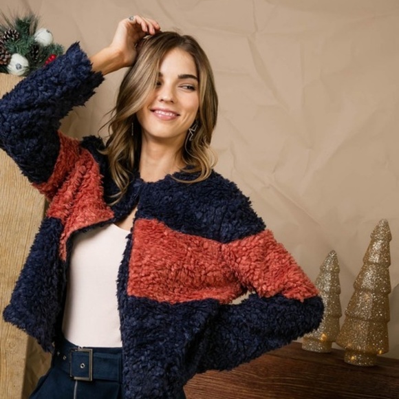 Navy Color Block jacket - Picture 2 of 4